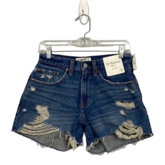 Abercrombie & Fitch Pants - NWT Abercrombie & Fitch The Boyfriend Short Mid Rise Curvy Love